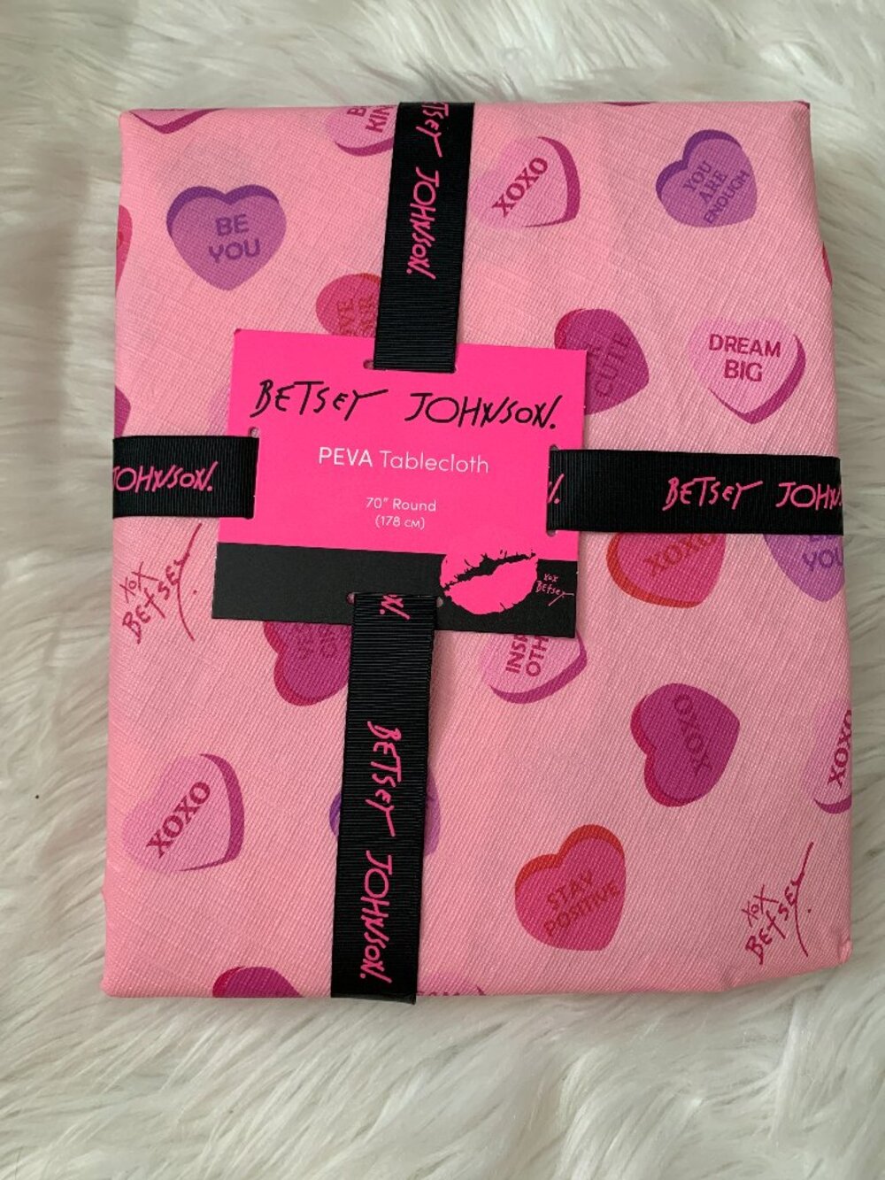 BETSEY JOHNSON Conversation Hearts PEVA Round Tablecloth 70"